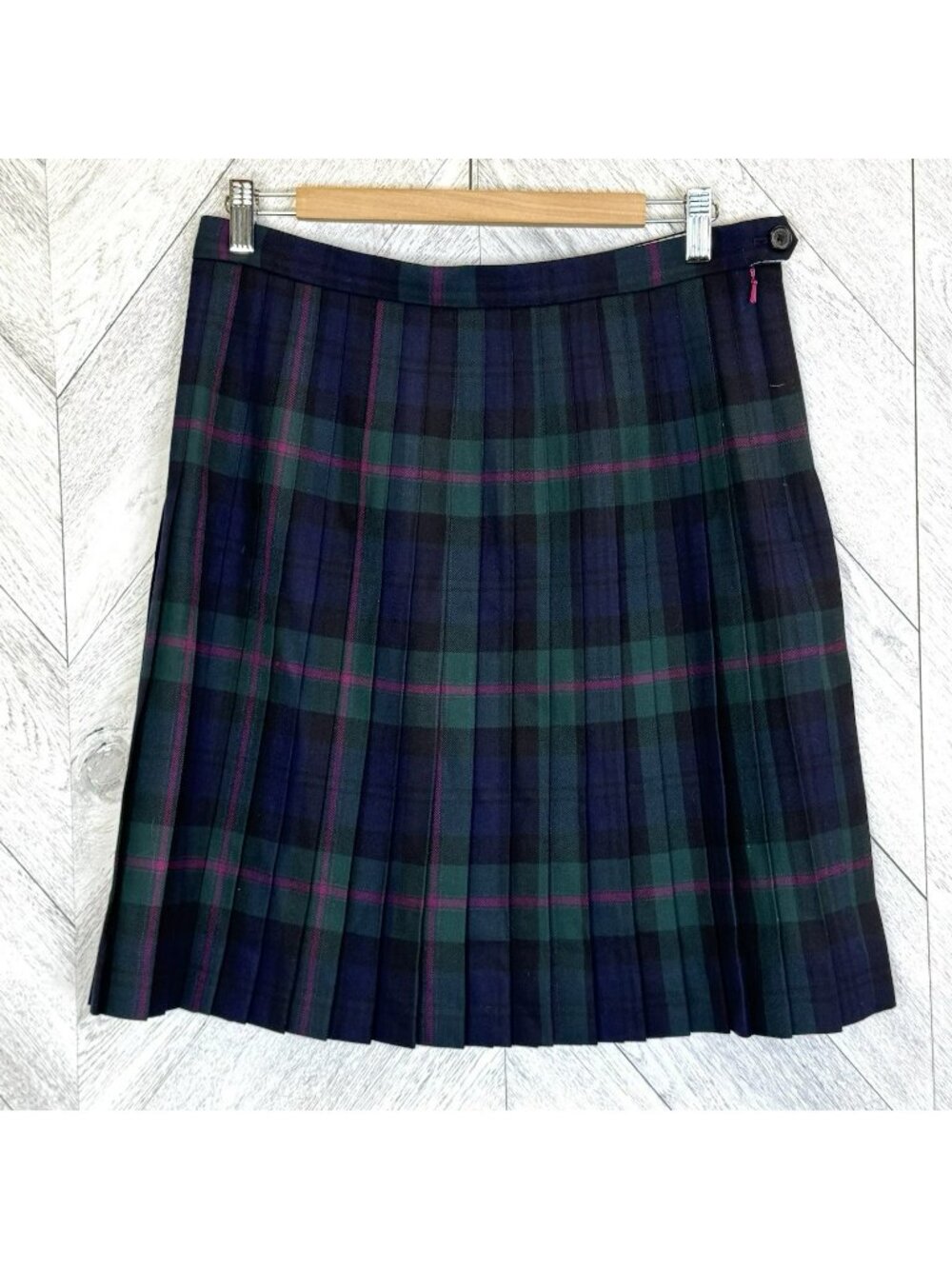 Brooks Brother 346 Wool Pleated Skirt Womens Size 12 Black Watch Tartan Plaid